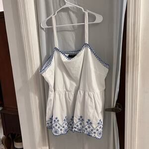 Lane Bryant white blue embroidered peasant babydoll cami tank top size 24